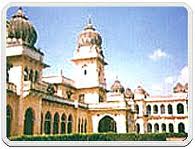 Gangsters Act Cannot Be Invoked By Police In Ordinary Property Disputes Without Material Showing Organized Criminal Activity: Allahabad HC